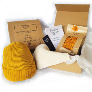 Coffret DIY Teinture végétale – Mon bonnet jaune de Rose d’Inde !